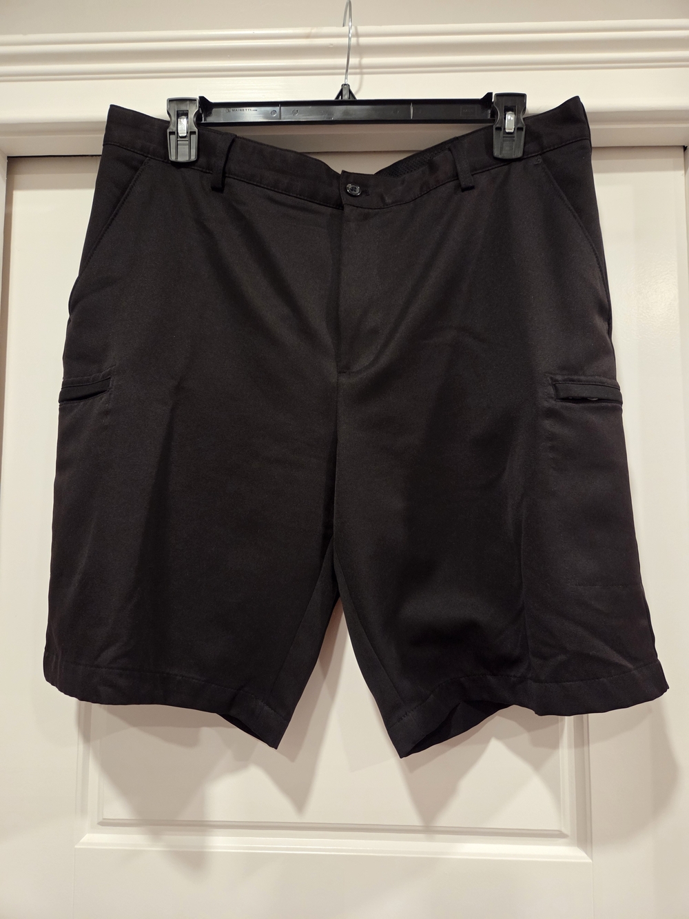 Men's Izod Black Golf Cargo Shorts